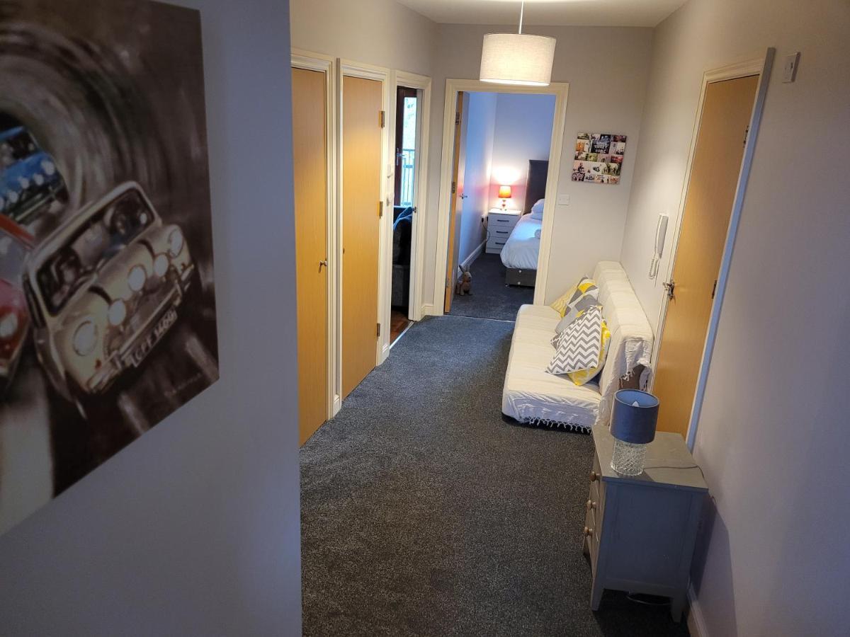 The Rampling'S Apartment Кроули Екстериор снимка
